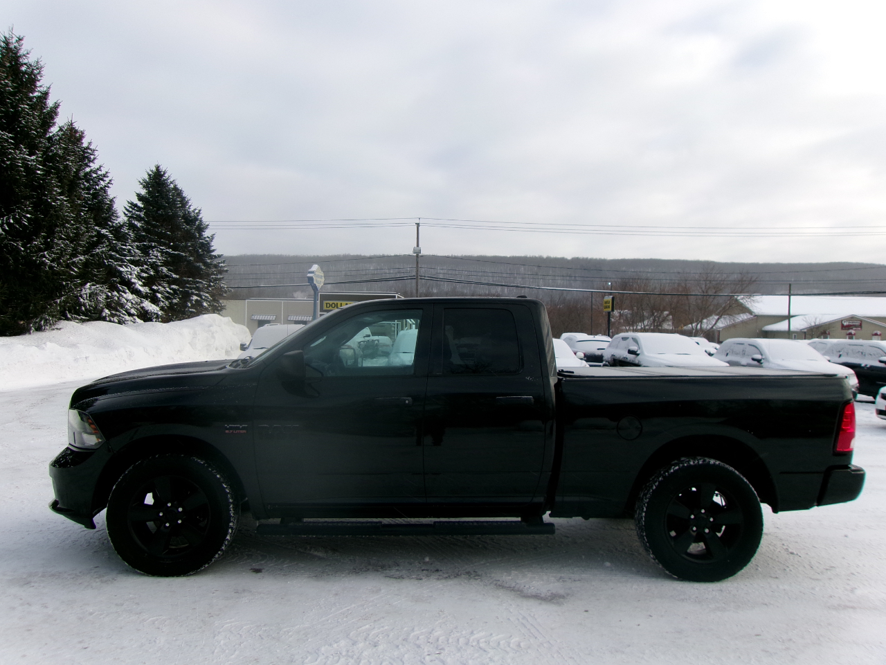 RAM 1500 Tradesman Quad Cab 4WD SWB 2018