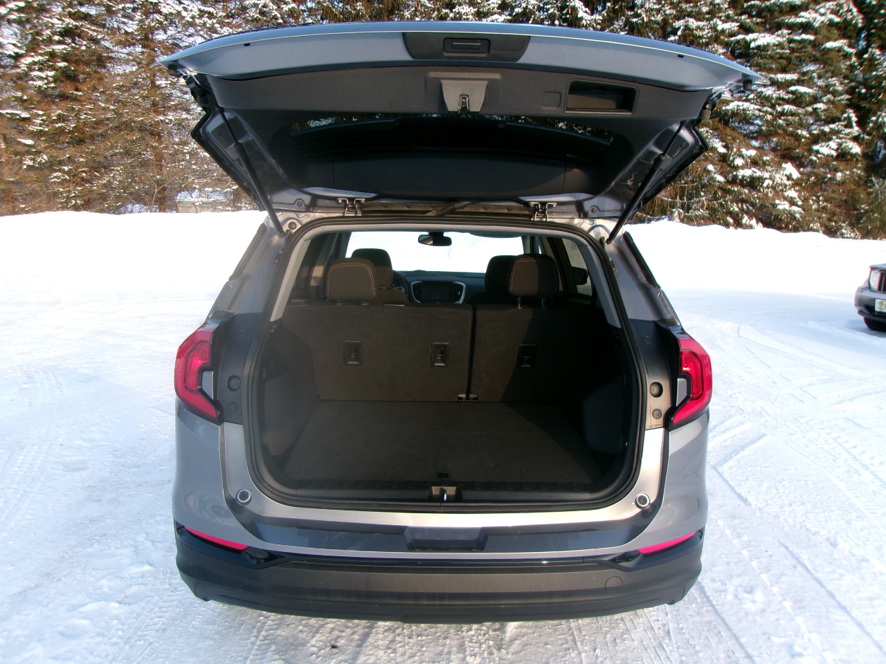 GMC Terrain SLE 4D SUV AWD 2021