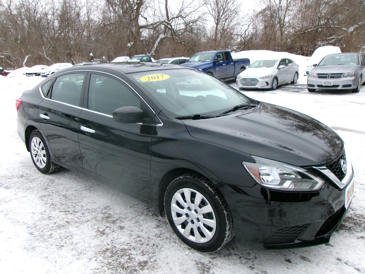 Nissan Sentra S 4D Sedan 2017