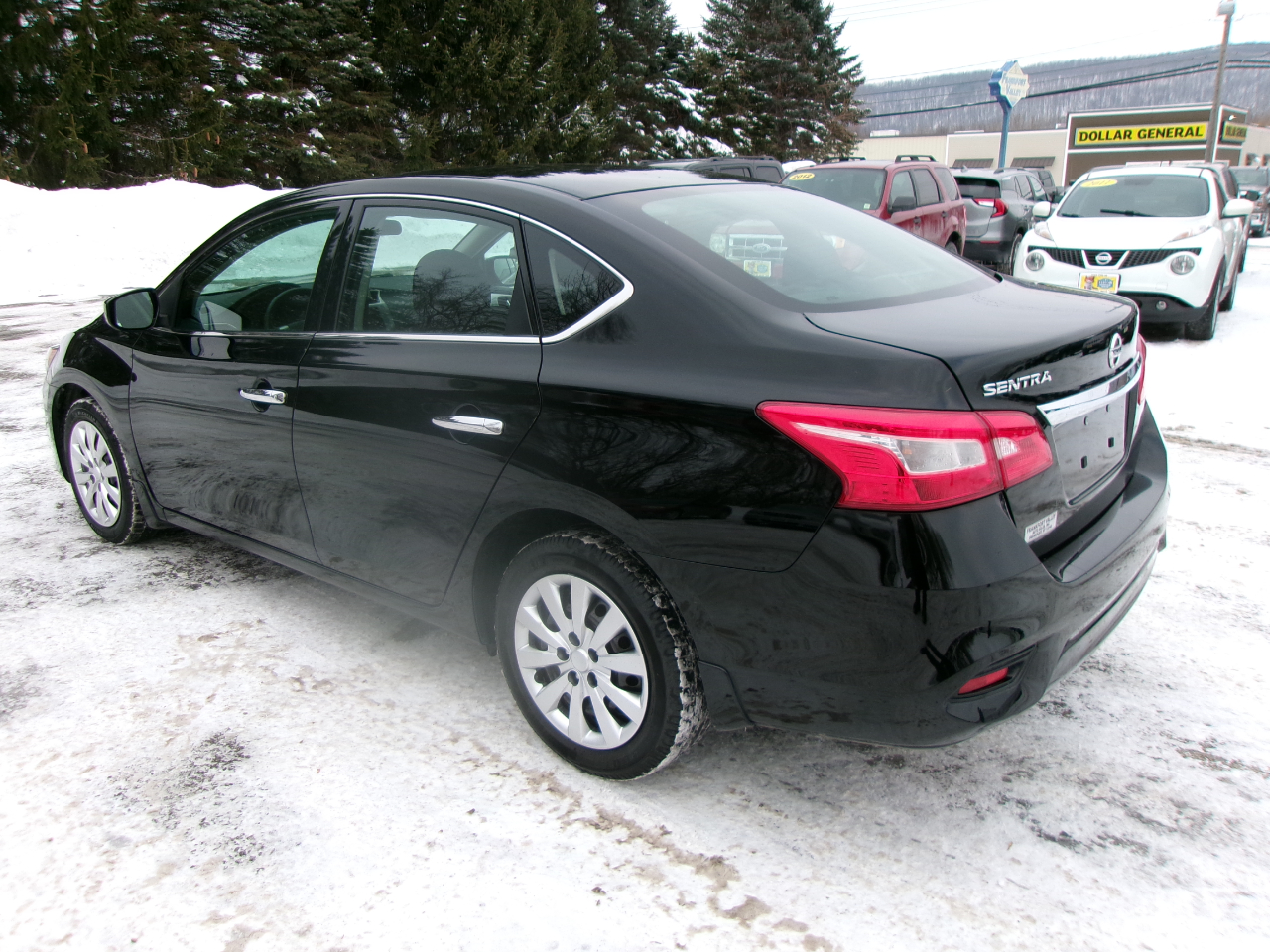 Nissan Sentra S 4D Sedan 2017