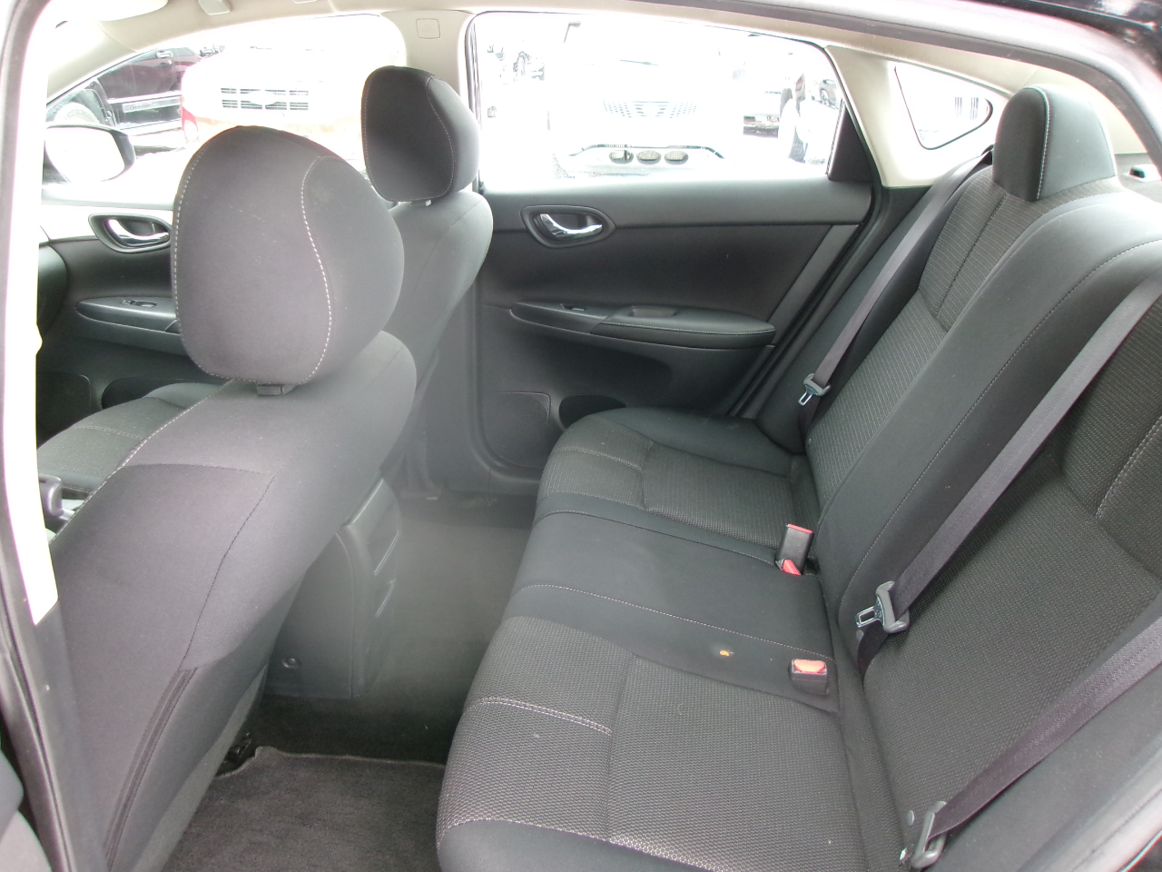 Nissan Sentra S 4D Sedan 2017