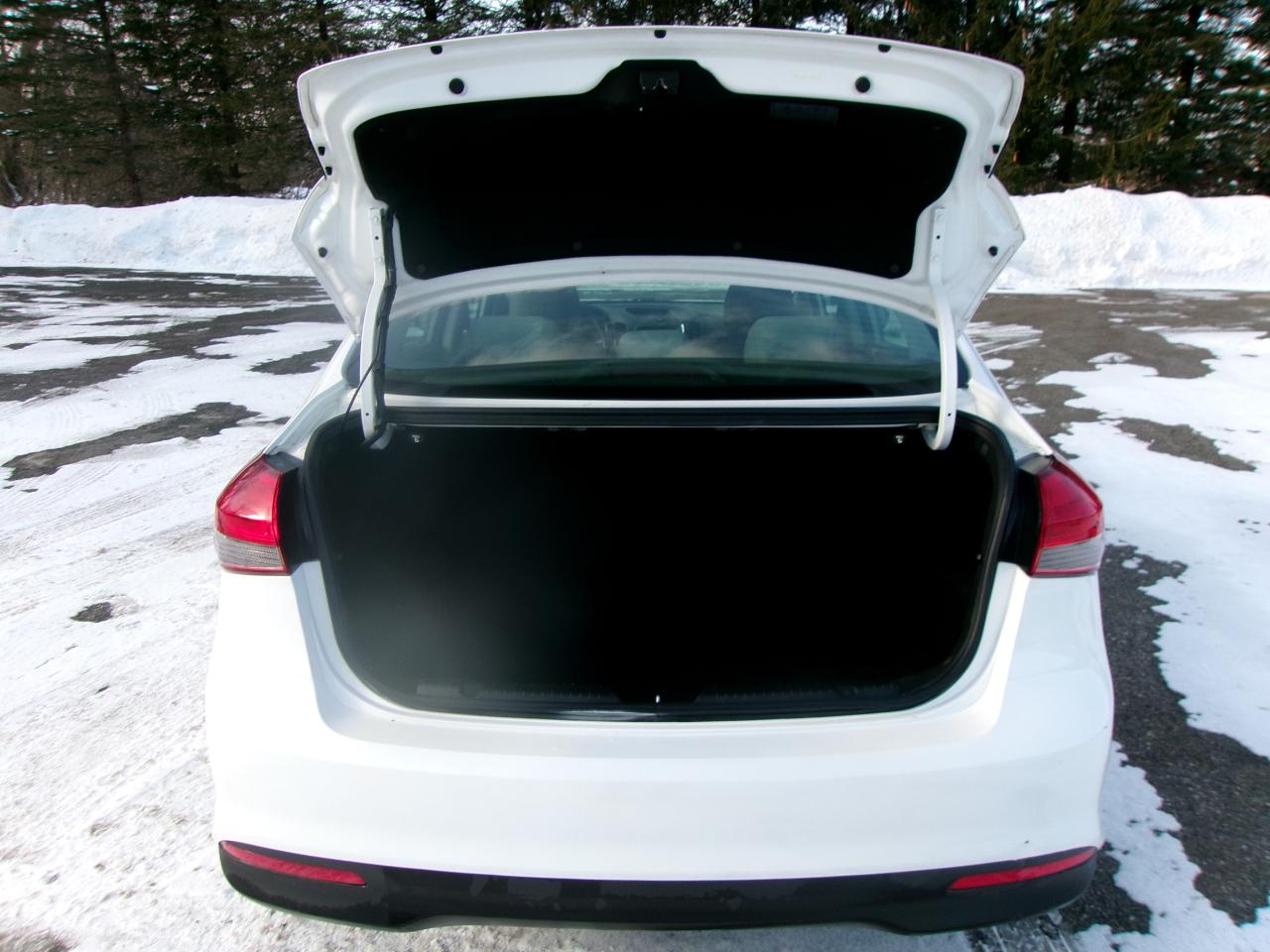 Kia Forte LX 4D Sedan 6sp 2018