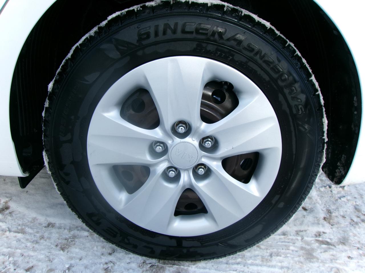 Kia Forte LX 4D Sedan 6sp 2018