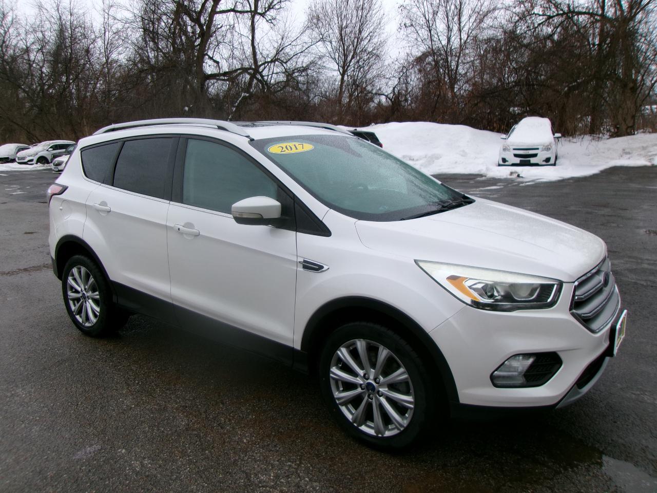 Ford Escape Titanium 4D SUV 4WD 2017