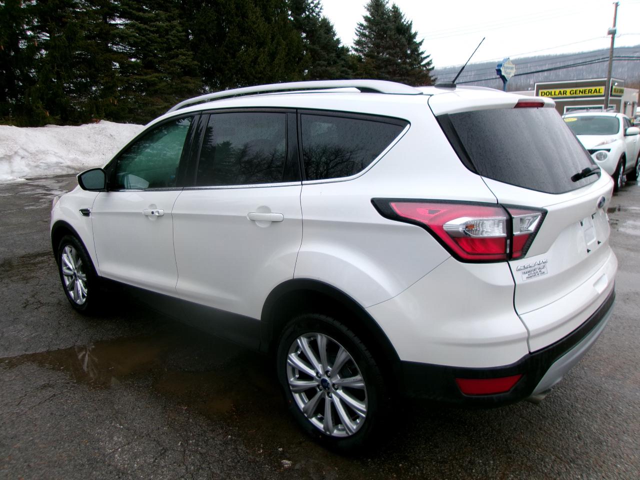 Ford Escape Titanium 4D SUV 4WD 2017