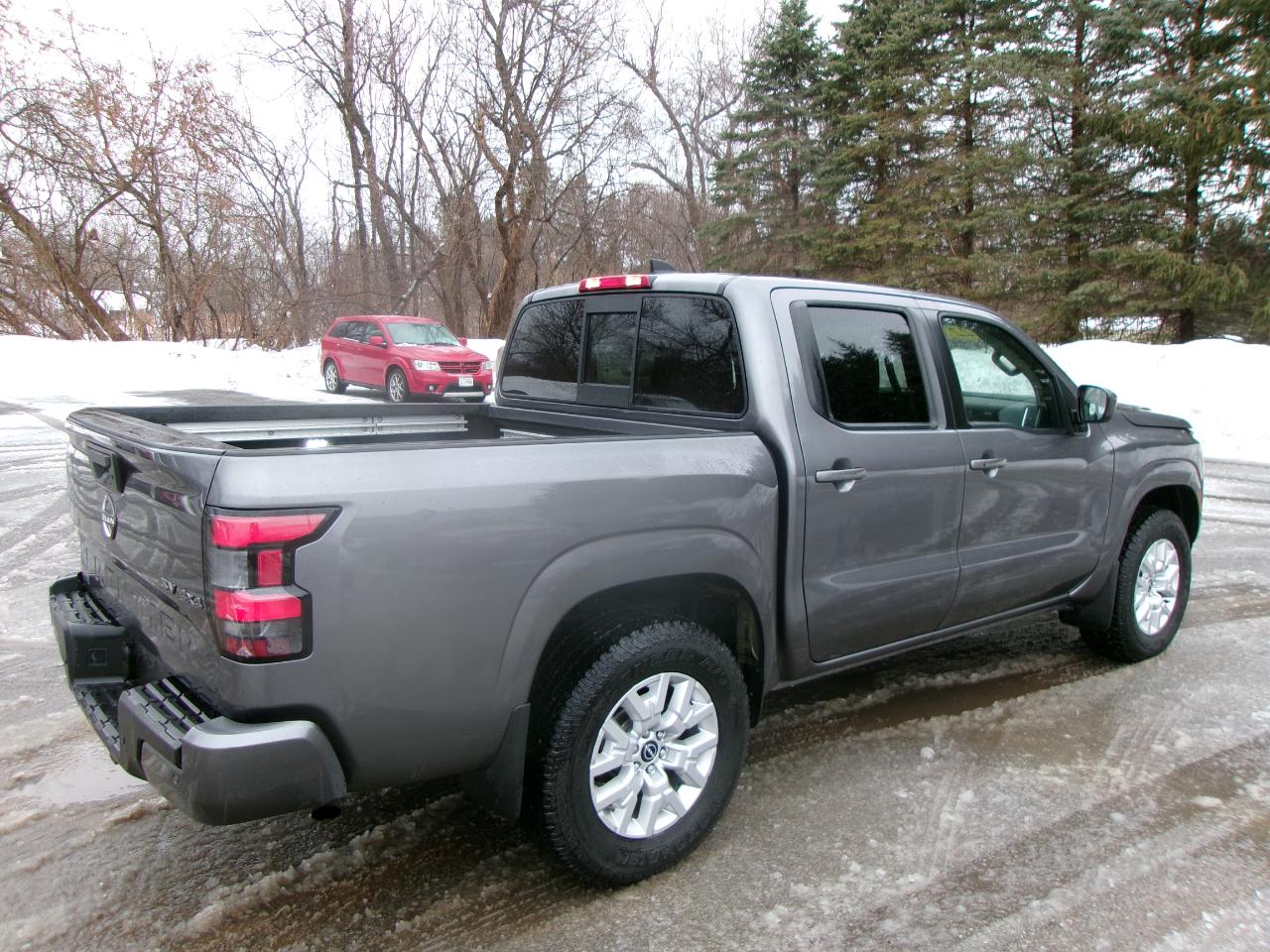 Nissan Frontier SV Crew Cab 4WD SWB at 2022