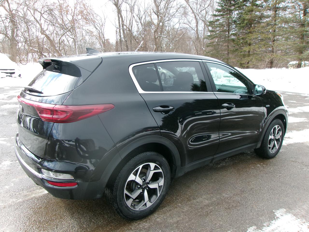 Kia Sportage LX 4D SUV AWD 2022