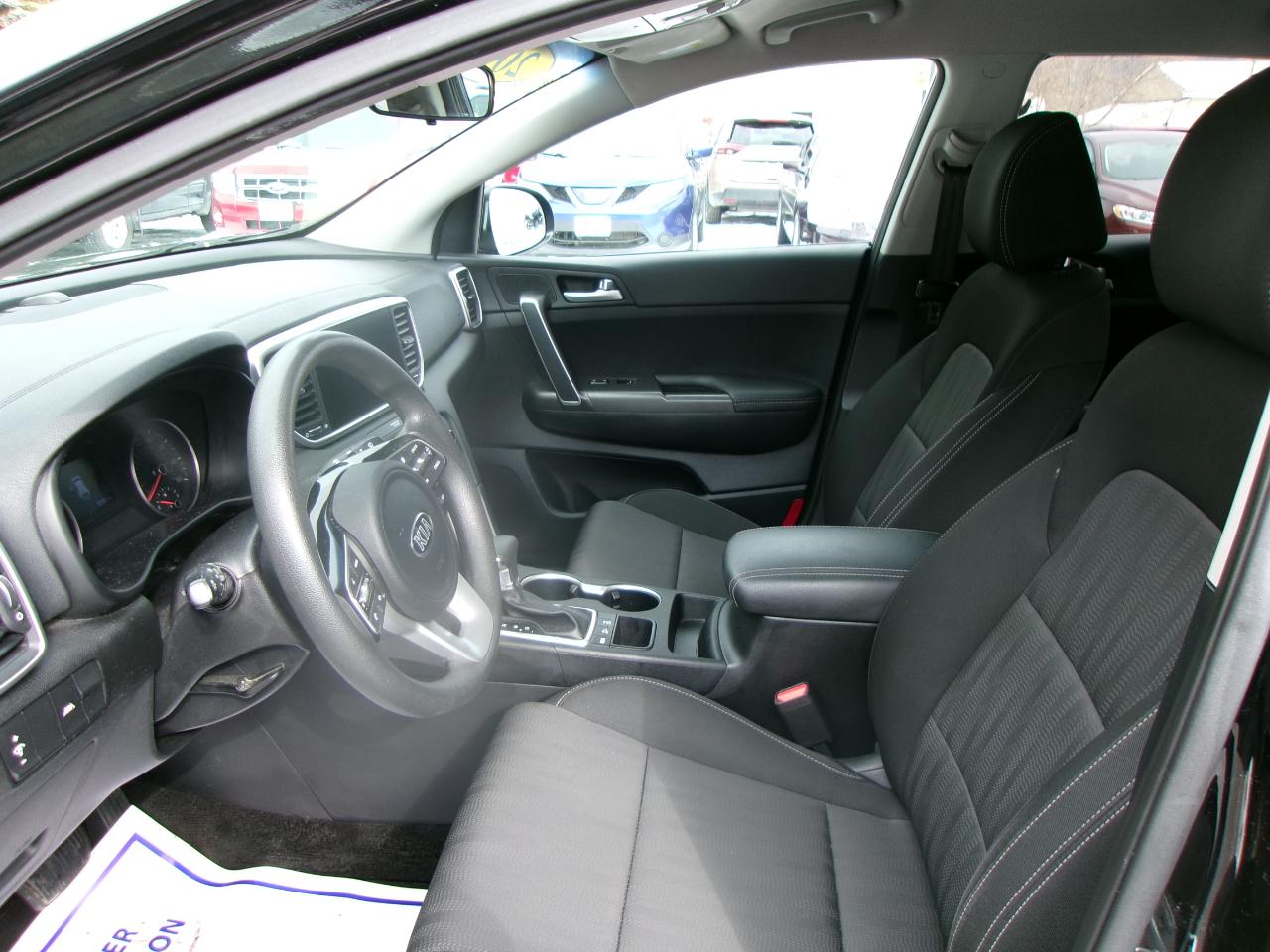 Kia Sportage LX 4D SUV AWD 2022