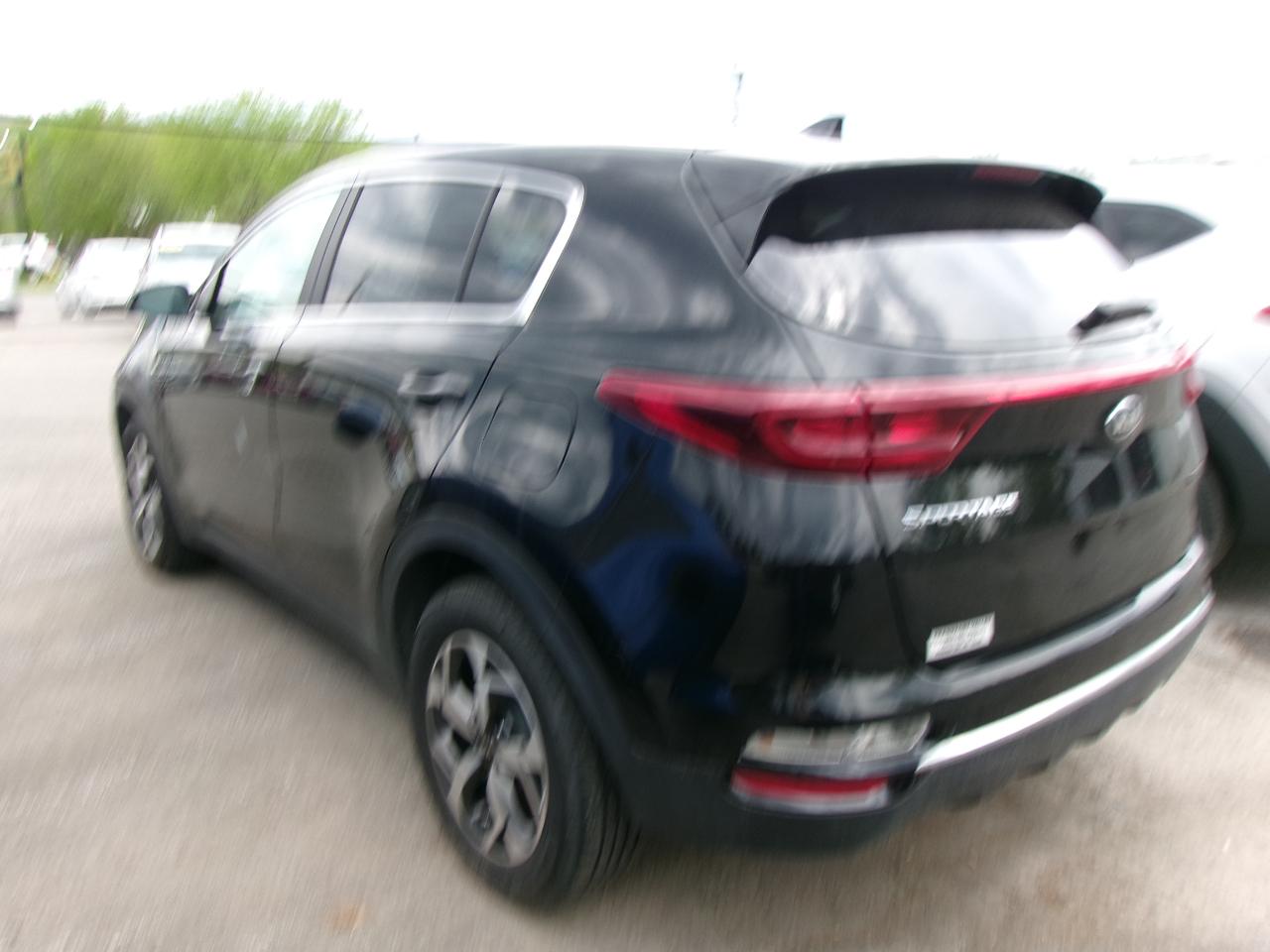 Kia Sportage LX 4D SUV AWD 2022