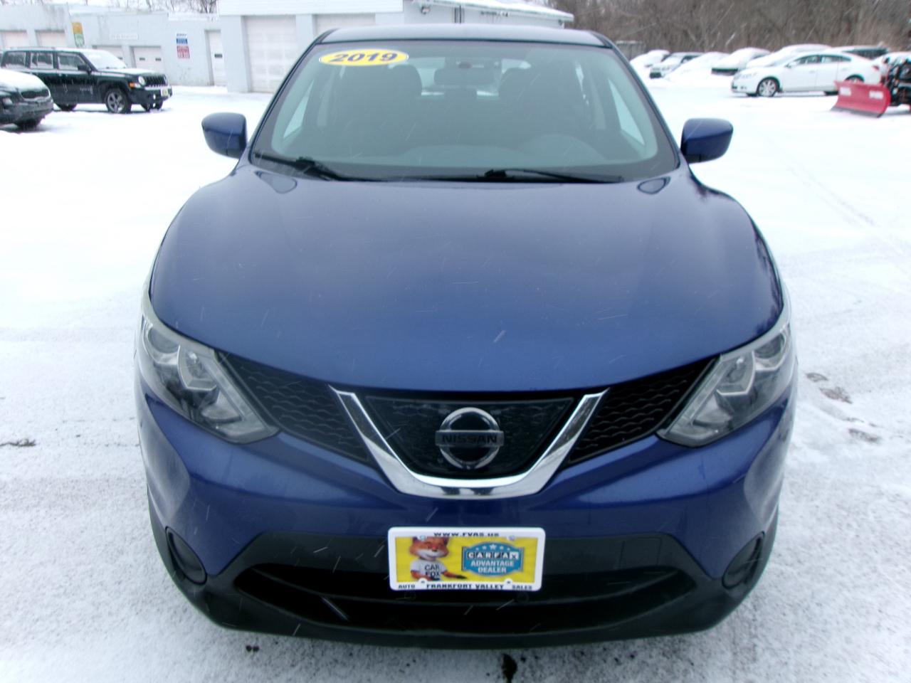 Nissan Rogue Sport S 4D SUV AWD 2019