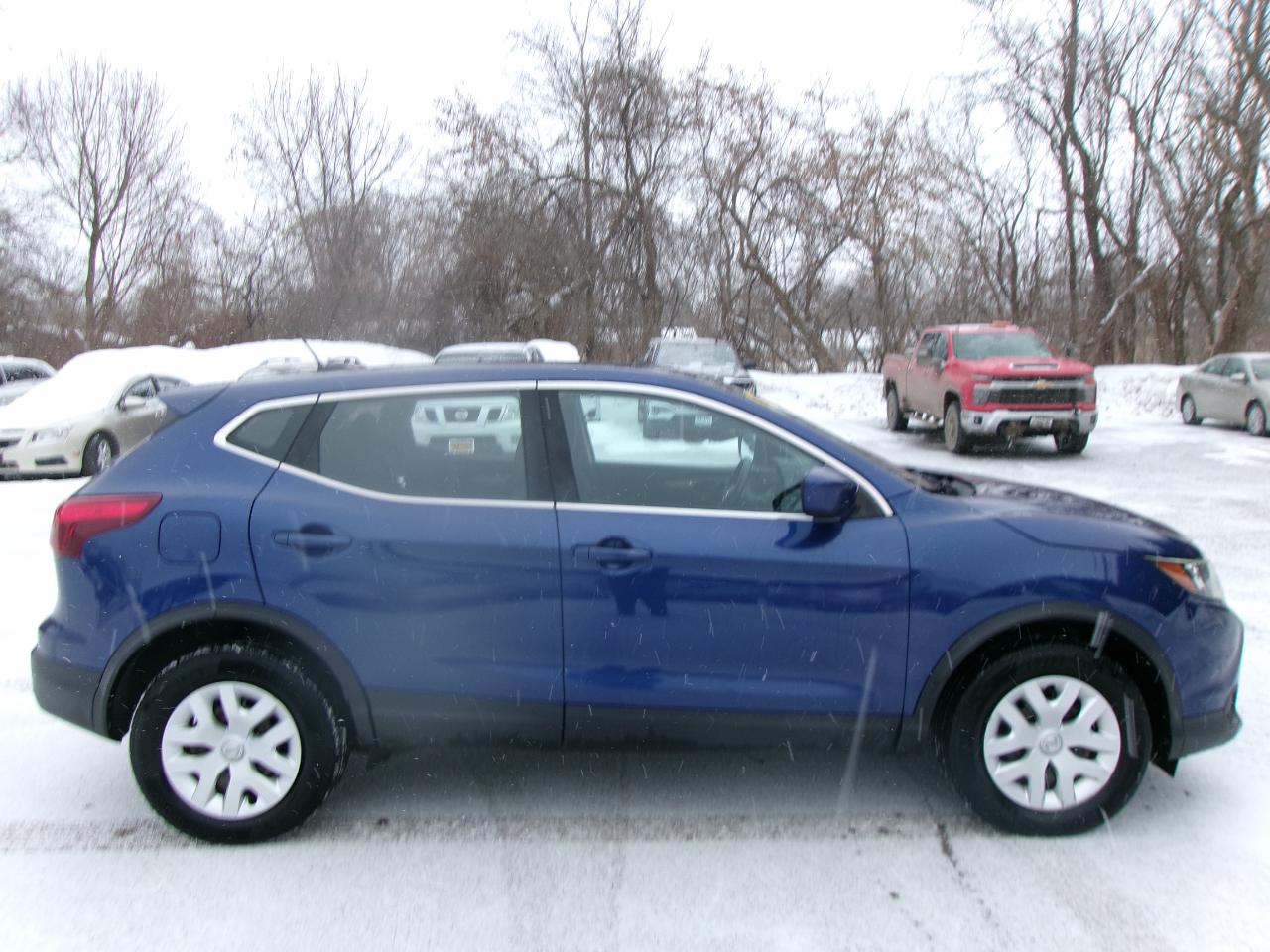 Nissan Rogue Sport S 4D SUV AWD 2019