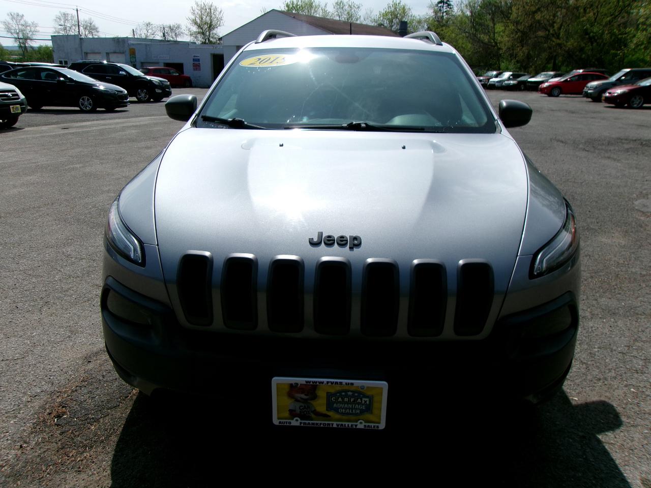 Jeep Cherokee Trailhawk 4D SUV 4WD 2015