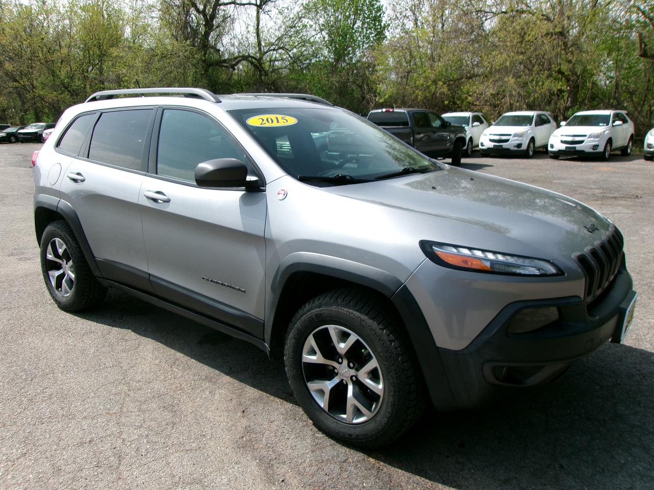 Jeep Cherokee Trailhawk 4D SUV 4WD 2015