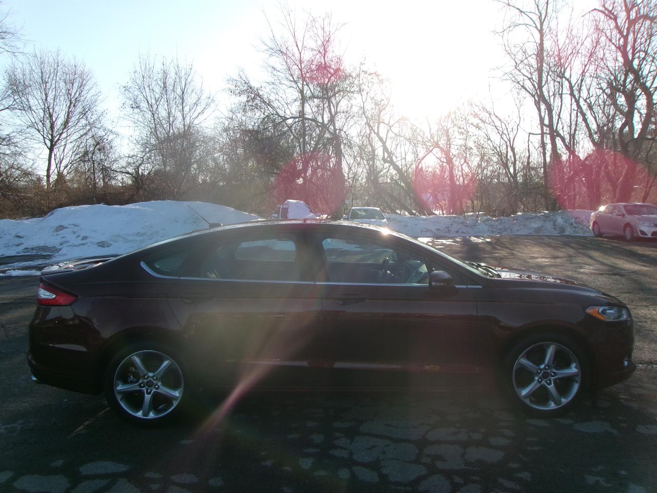 Ford Fusion SE 4D Sedan 2016