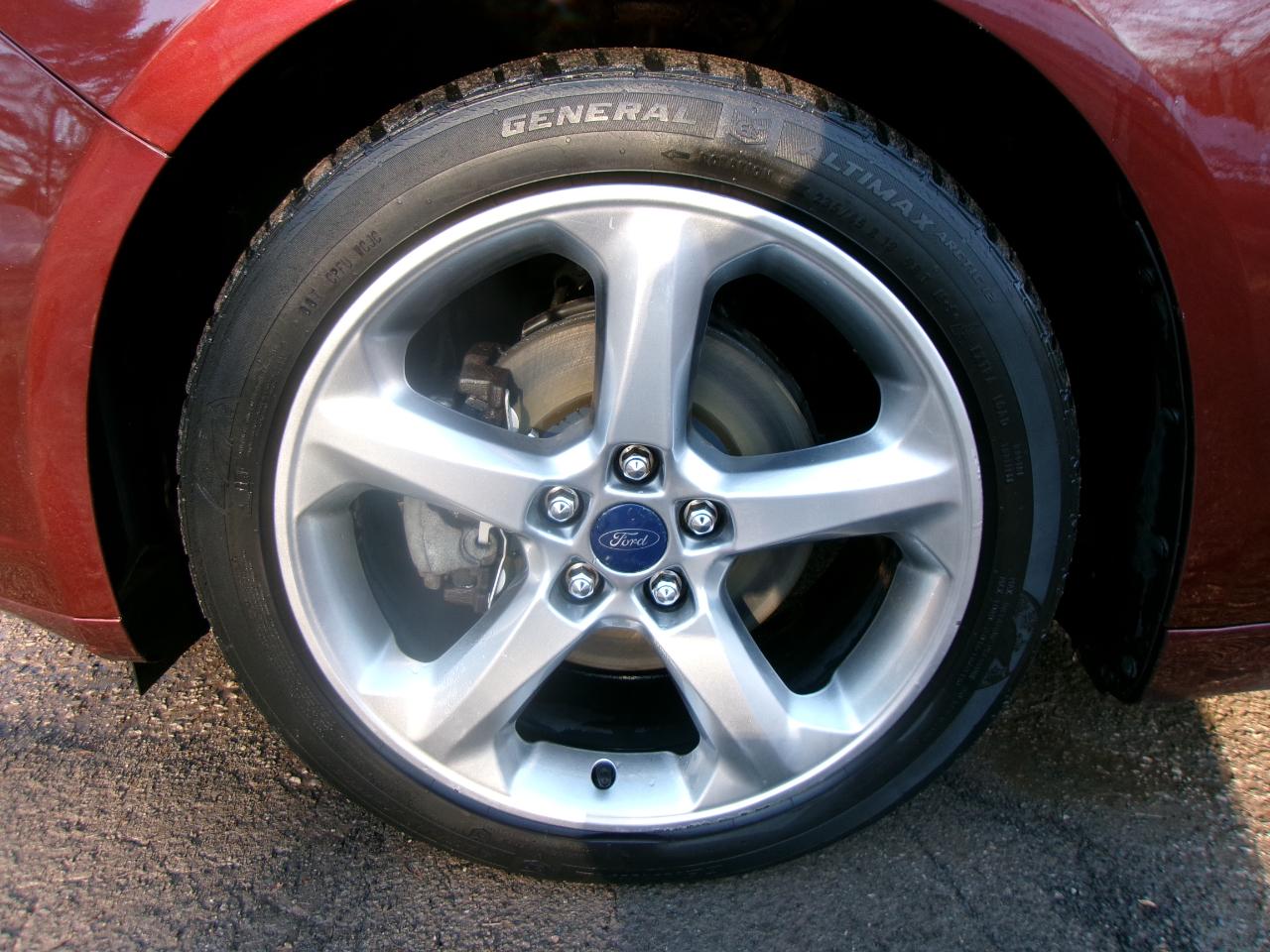 Ford Fusion SE 4D Sedan 2016