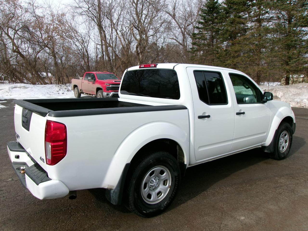 Nissan Frontier S Crew Cab 4WD at 2018