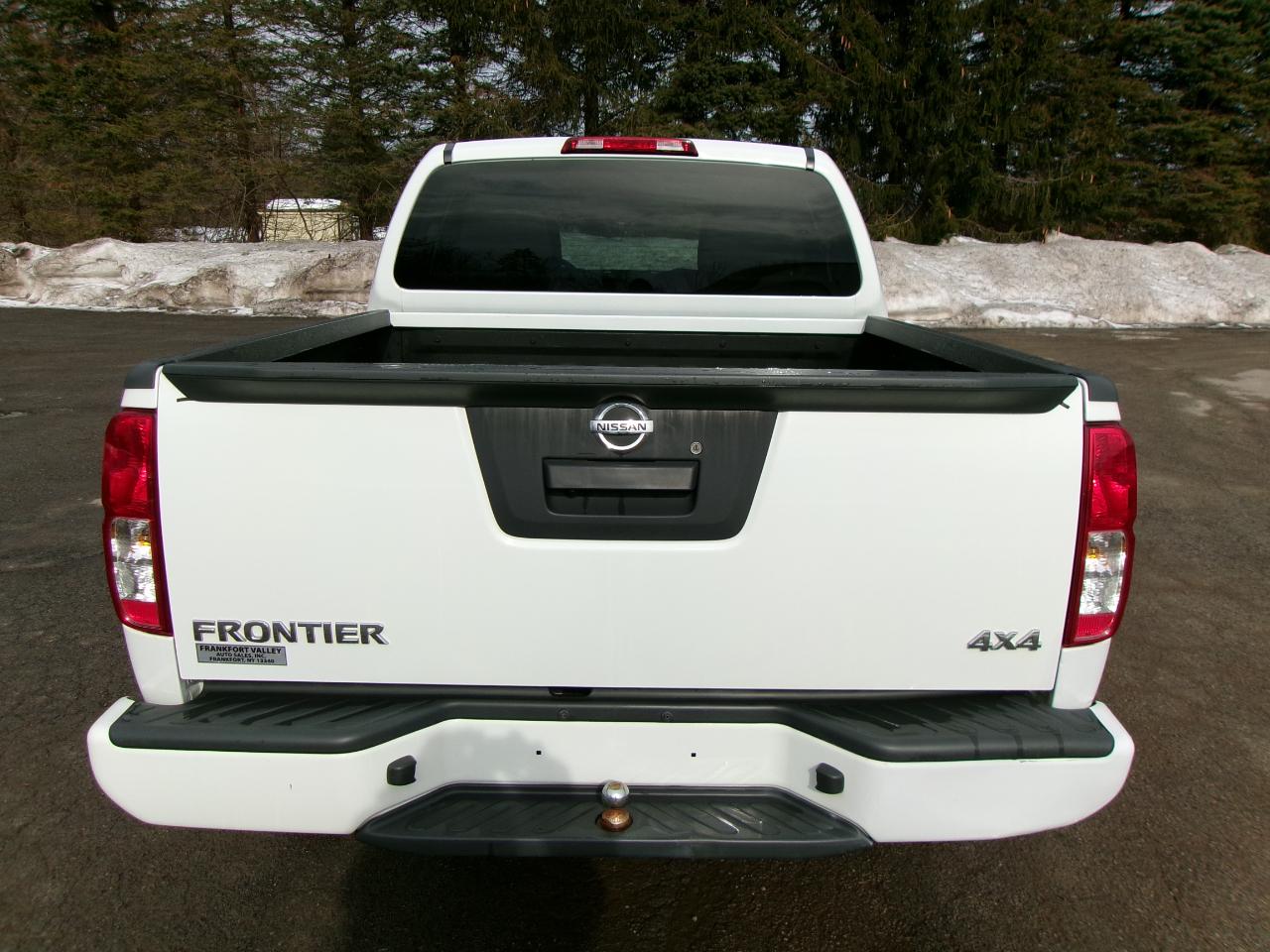 Nissan Frontier S Crew Cab 4WD at 2018