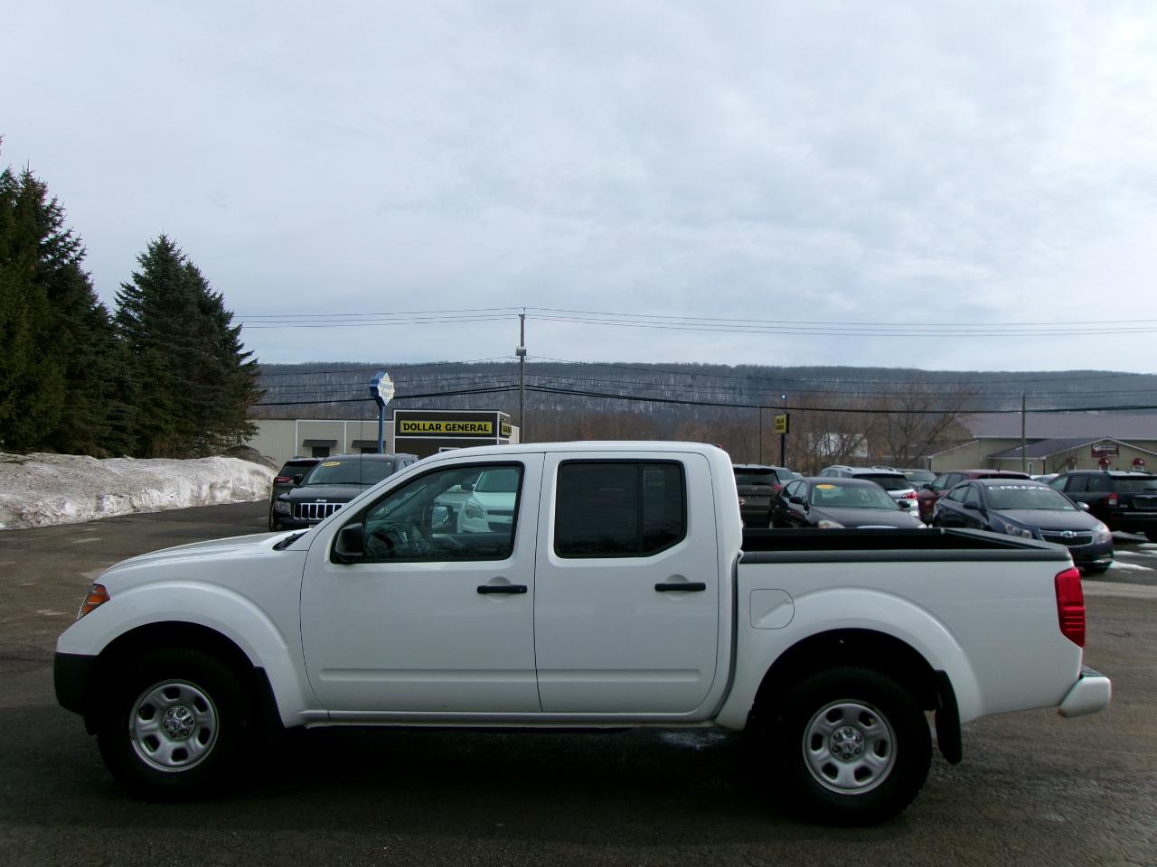 Nissan Frontier S Crew Cab 4WD at 2018
