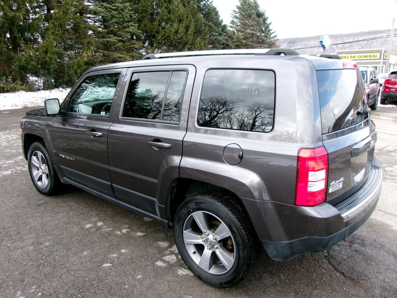 Jeep Cherokee Limited 4D SUV 4WD 2020