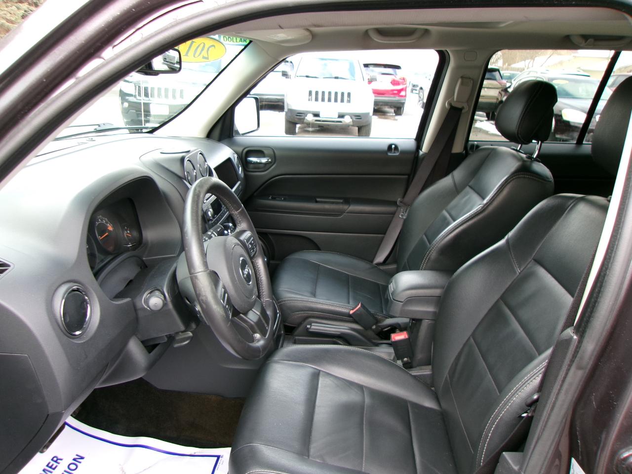 Jeep Cherokee Limited 4D SUV 4WD 2020