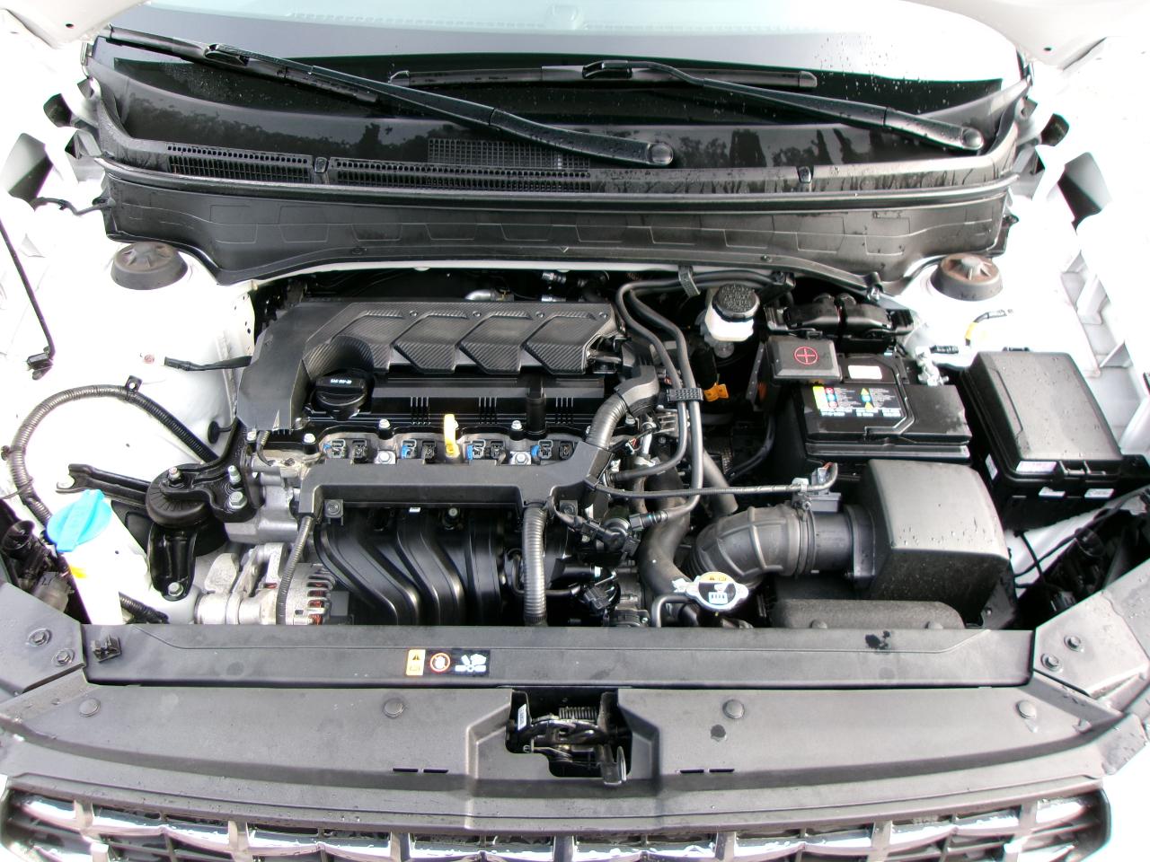 Hyundai Venue SEL 4D SUV FWD at 2024