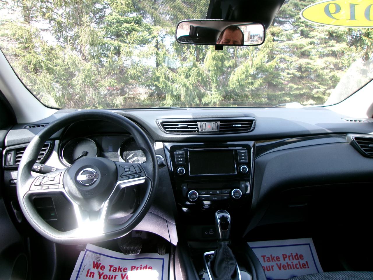 Nissan Rogue Sport SV 4D SUV AWD 2019