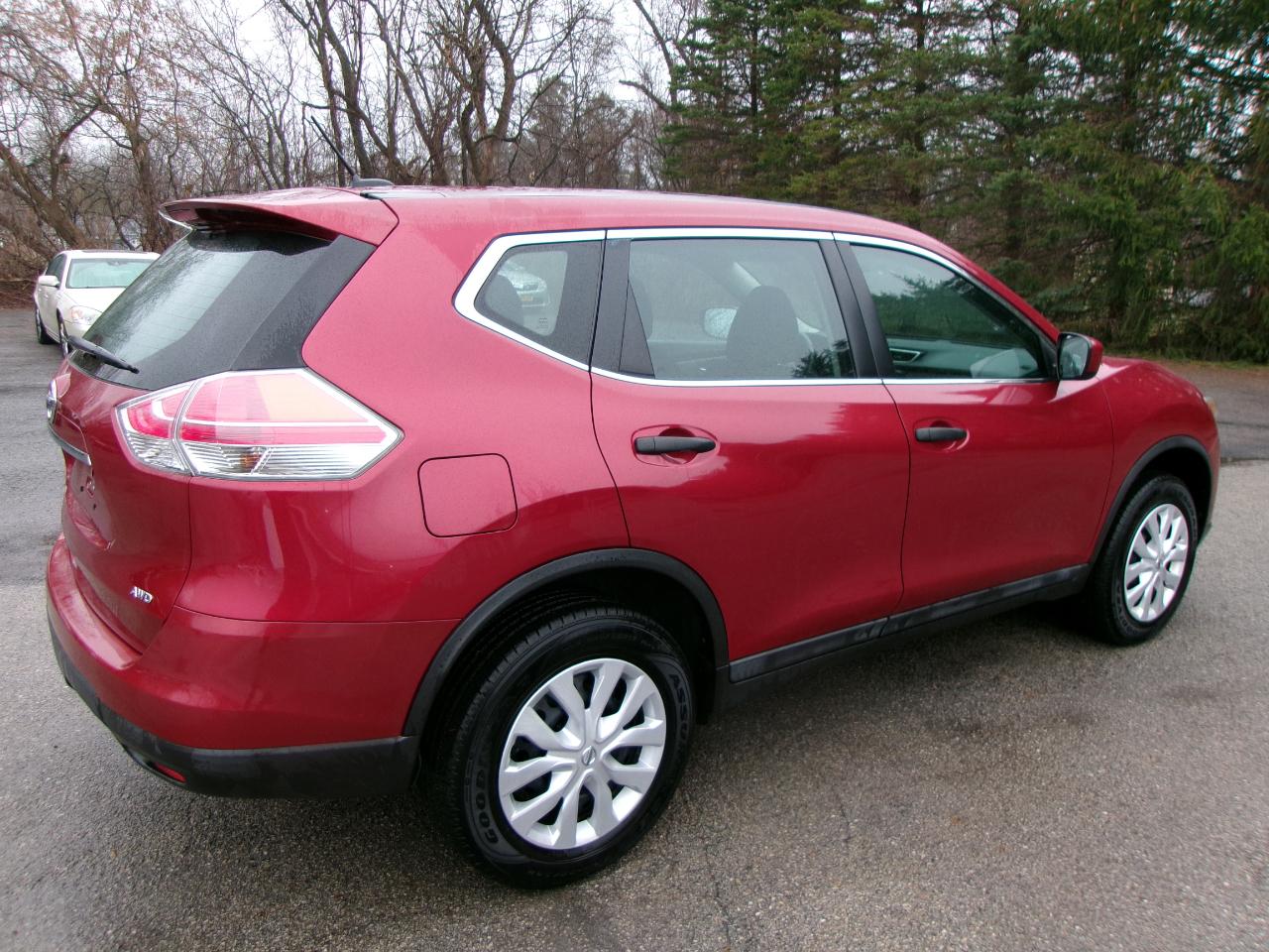 Nissan Rogue S 4D SUV AWD 2016