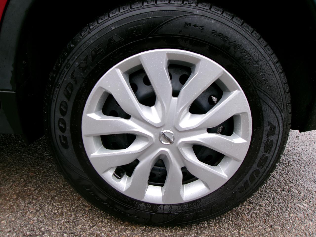 Nissan Rogue S 4D SUV AWD 2016