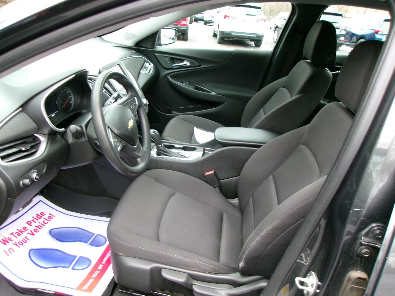 Chevrolet Malibu LS 4D Sedan 2018