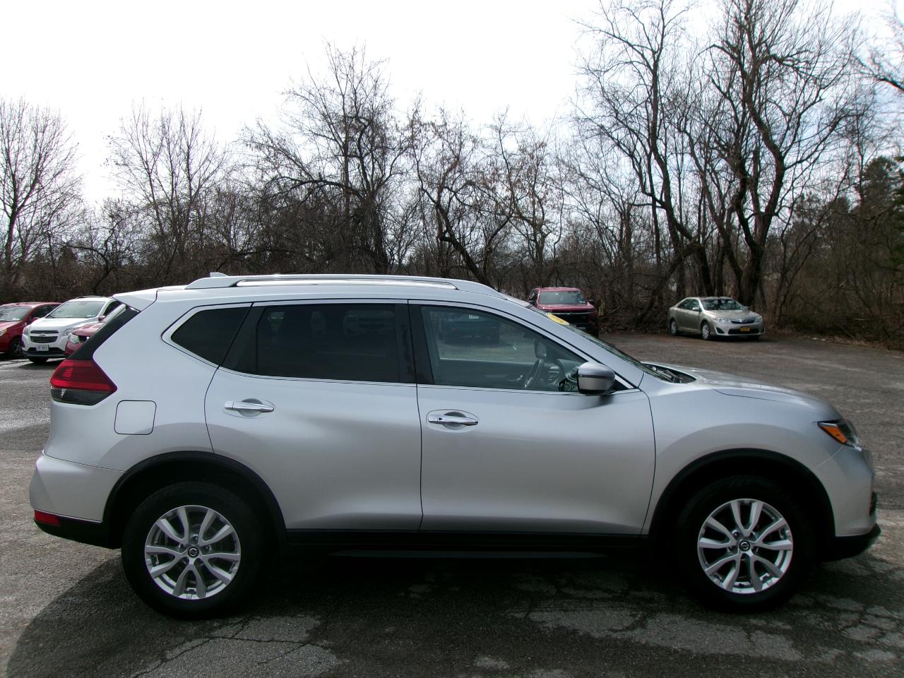 Nissan Rogue SV 4D SUV AWD 2019