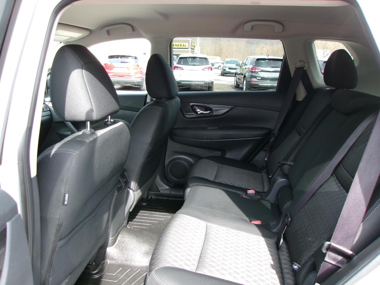 Nissan Rogue SV 4D SUV AWD 2019