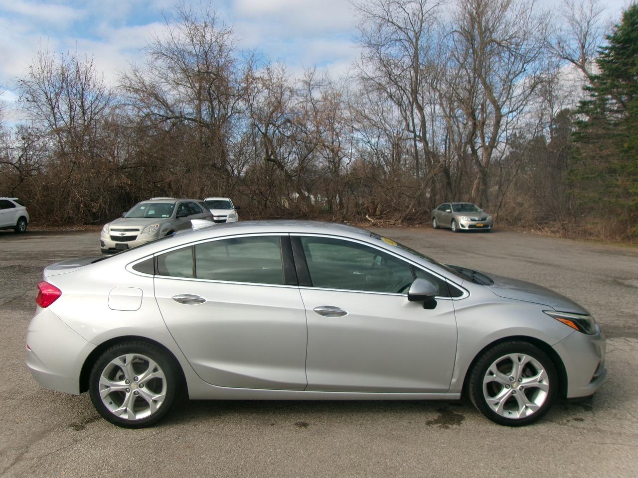 Chevrolet Cruze Premier 4D Sedan 2017