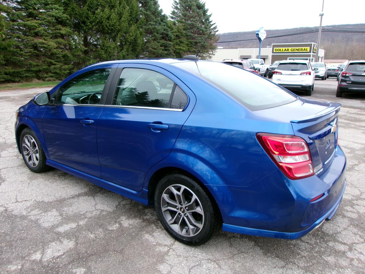 Chevrolet Sonic LT 4D Sedan 2017