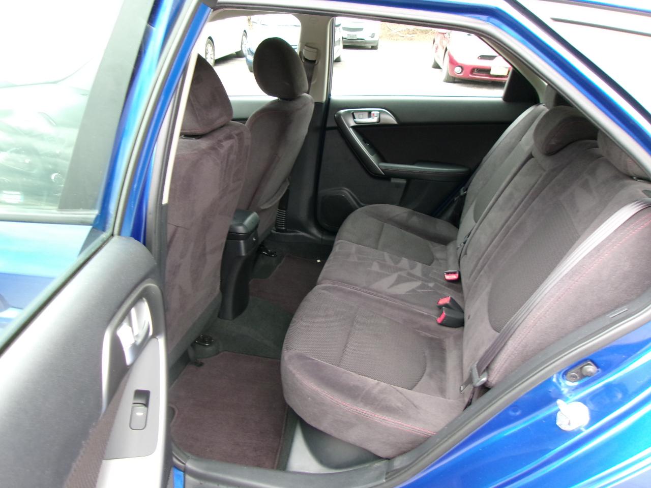 Kia Forte SX 5D Hatchback 2011