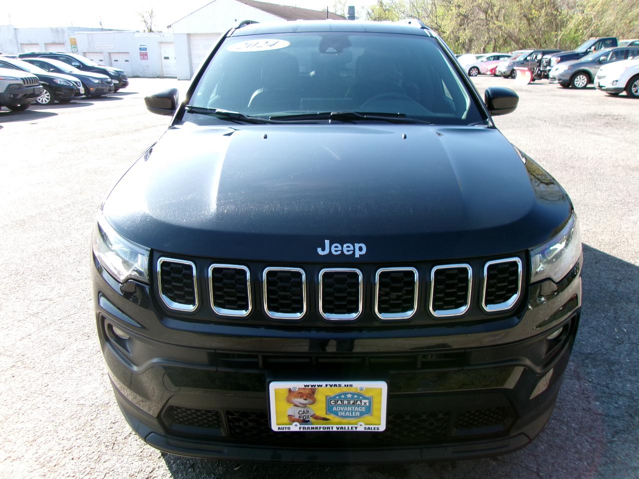 Jeep Compass Latitude 4D SUV 4WD 2024