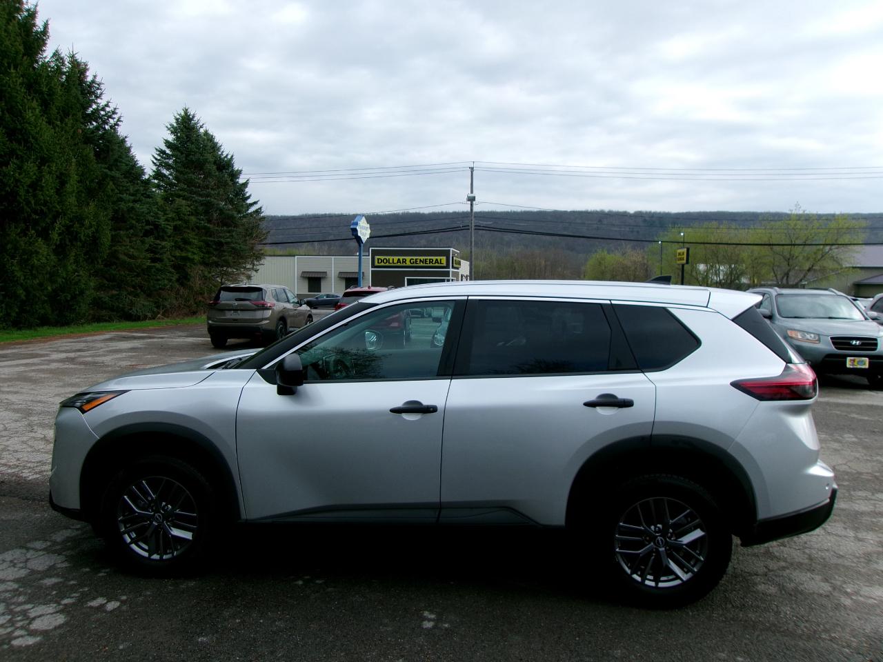 Nissan Rogue S 4D SUV AWD 2024