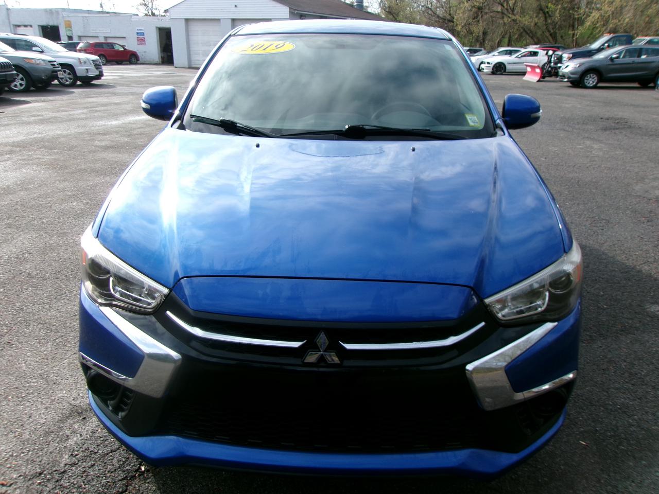Mitsubishi Outlander Sport ES 4D SUV FWD 2.0L 5sp 2019