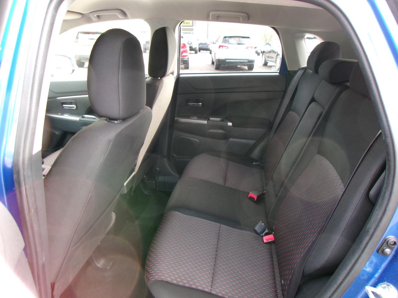 Mitsubishi Outlander Sport ES 4D SUV FWD 2.0L 5sp 2019