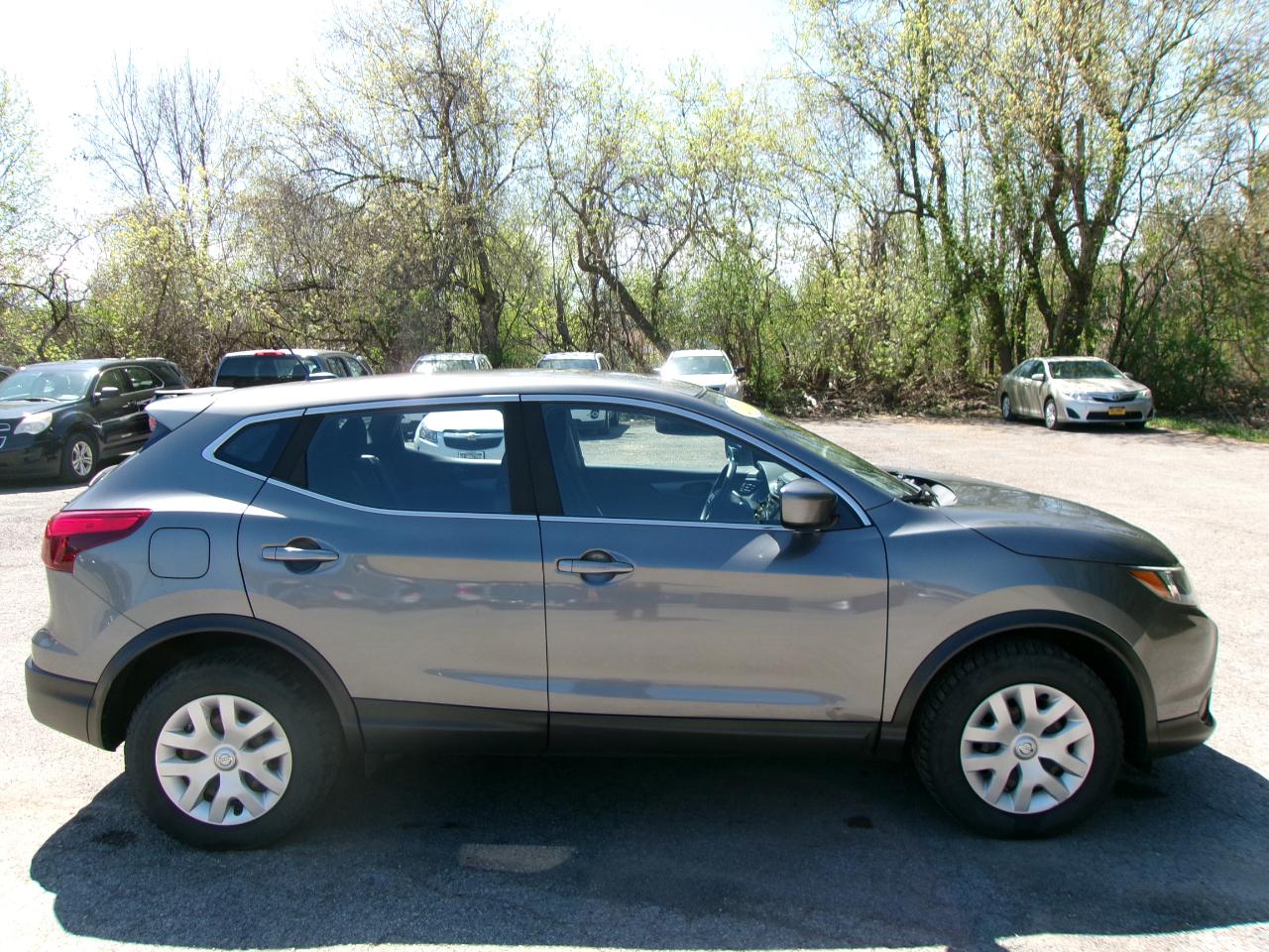 Nissan Rogue Sport S 4D SUV AWD 2018