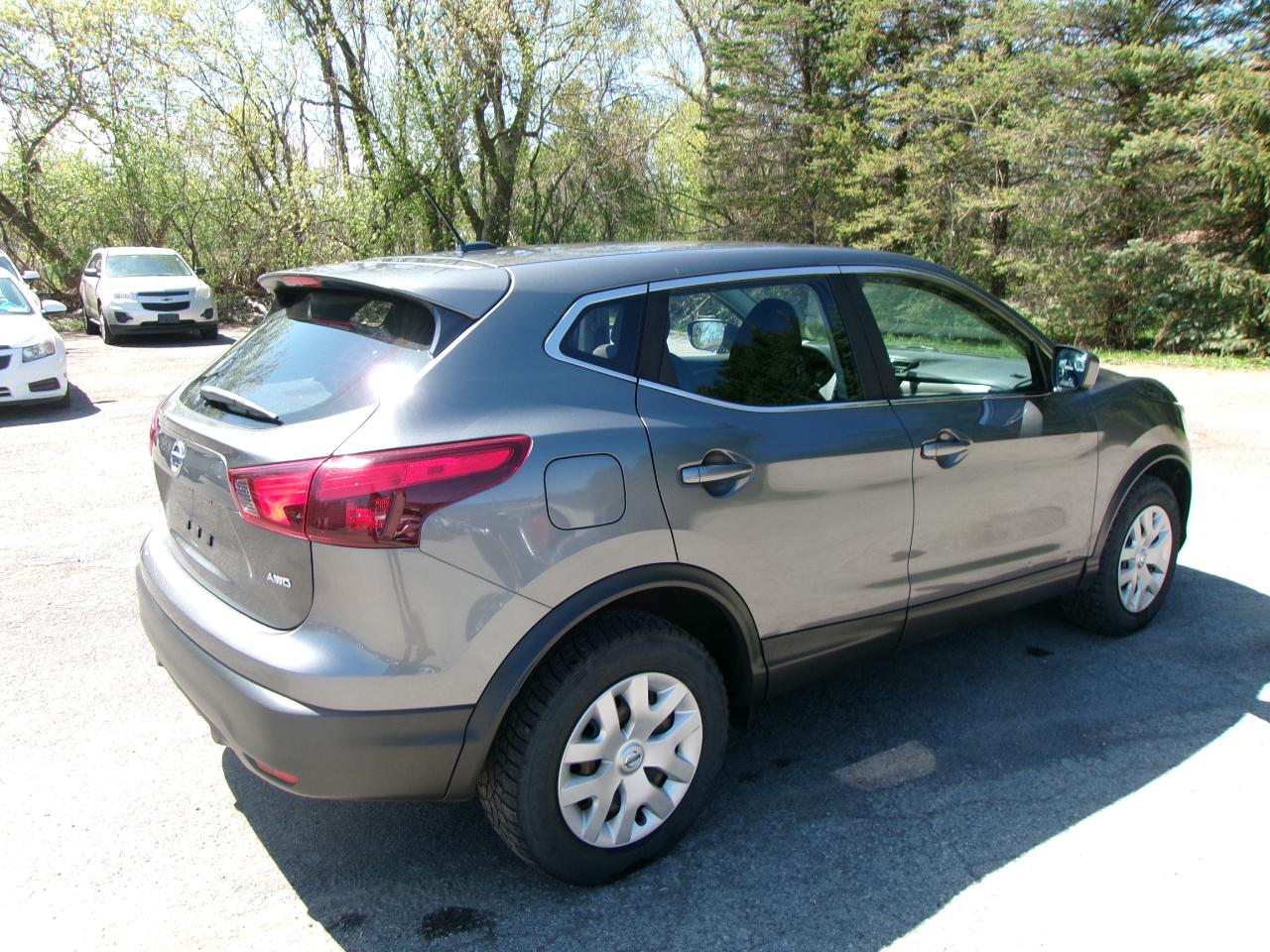 Nissan Rogue Sport S 4D SUV AWD 2018