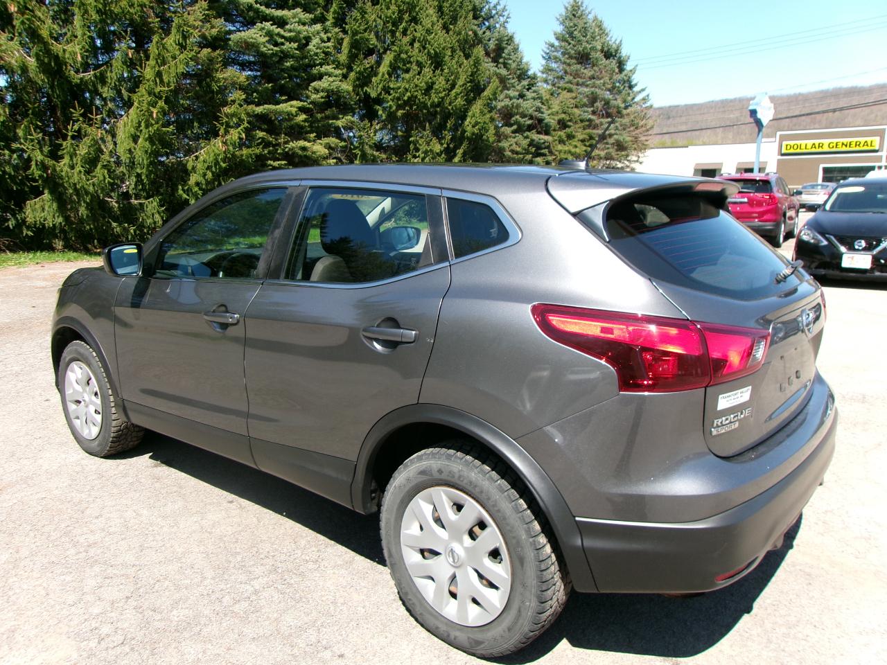 Nissan Rogue Sport S 4D SUV AWD 2018