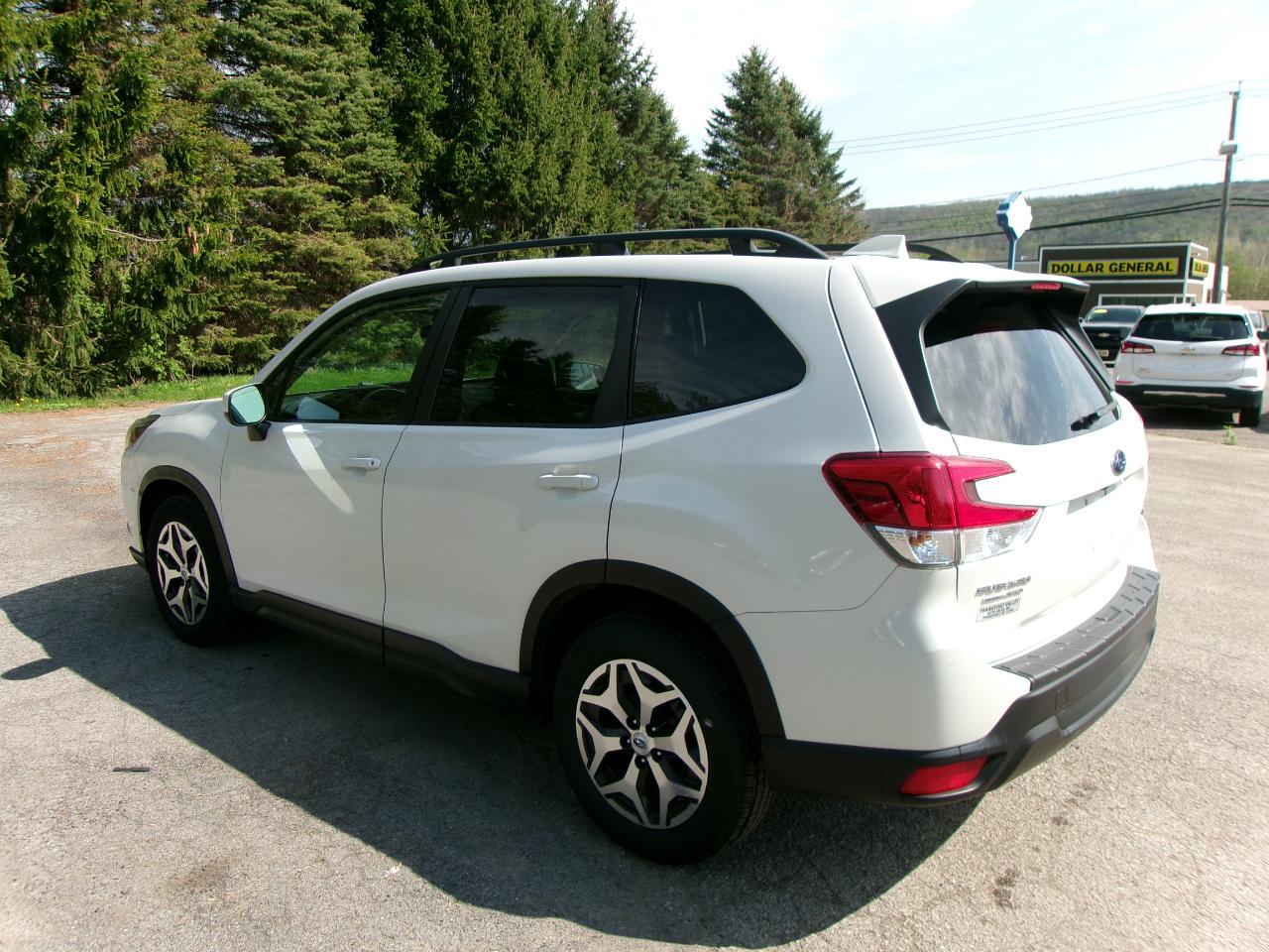 Subaru Forester 2.5i Premium 4D SUV at 2022