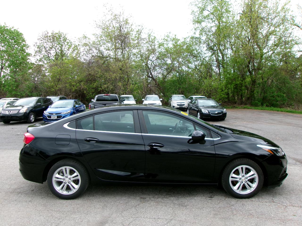 Chevrolet Cruze LT 4D Sedan 2017
