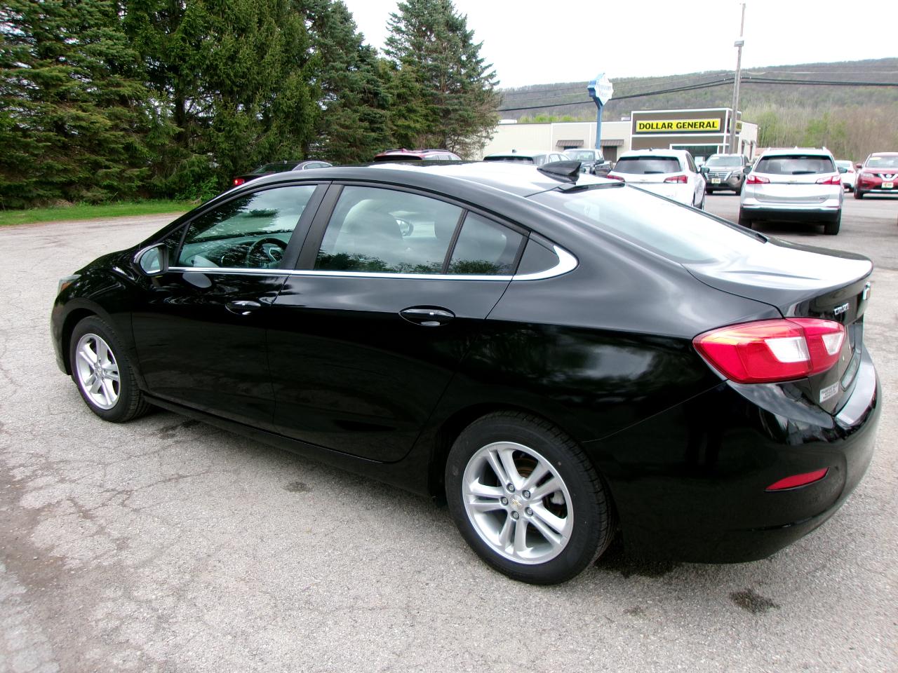 Chevrolet Cruze LT 4D Sedan 2017
