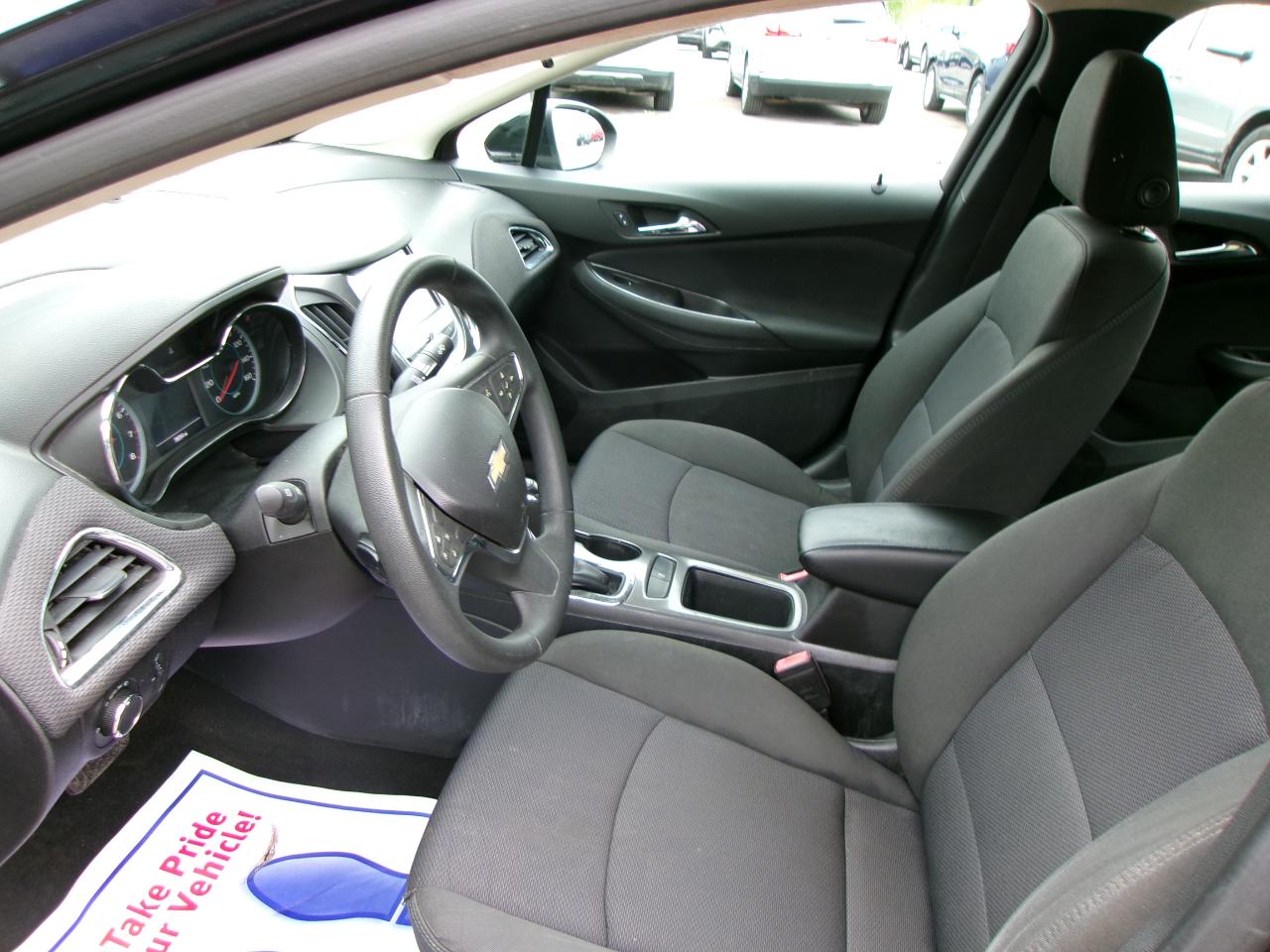 Chevrolet Cruze LT 4D Sedan 2017