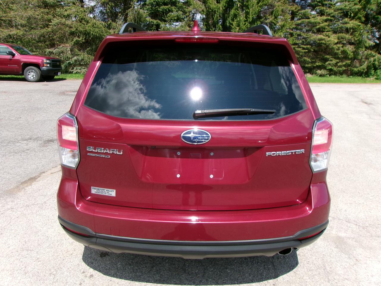 Subaru Forester 2.5i Premium 4D SUV at 2018