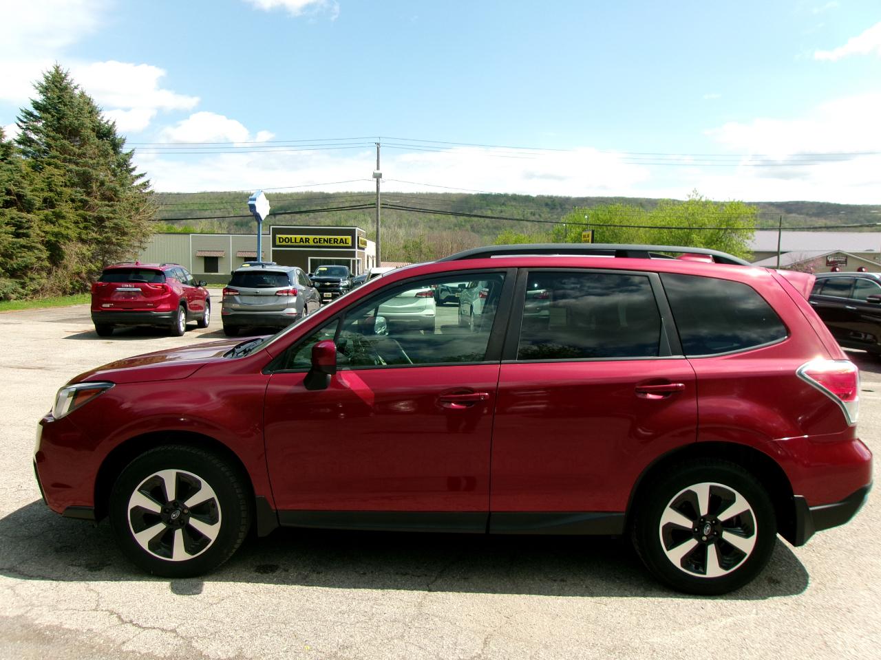 Subaru Forester 2.5i Premium 4D SUV at 2018