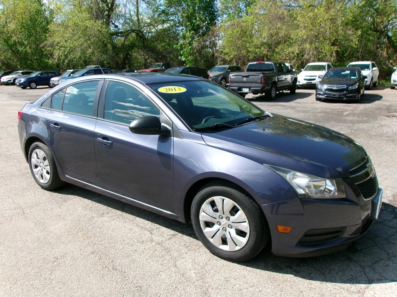 Chevrolet Cruze LS 4D Sedan 2013