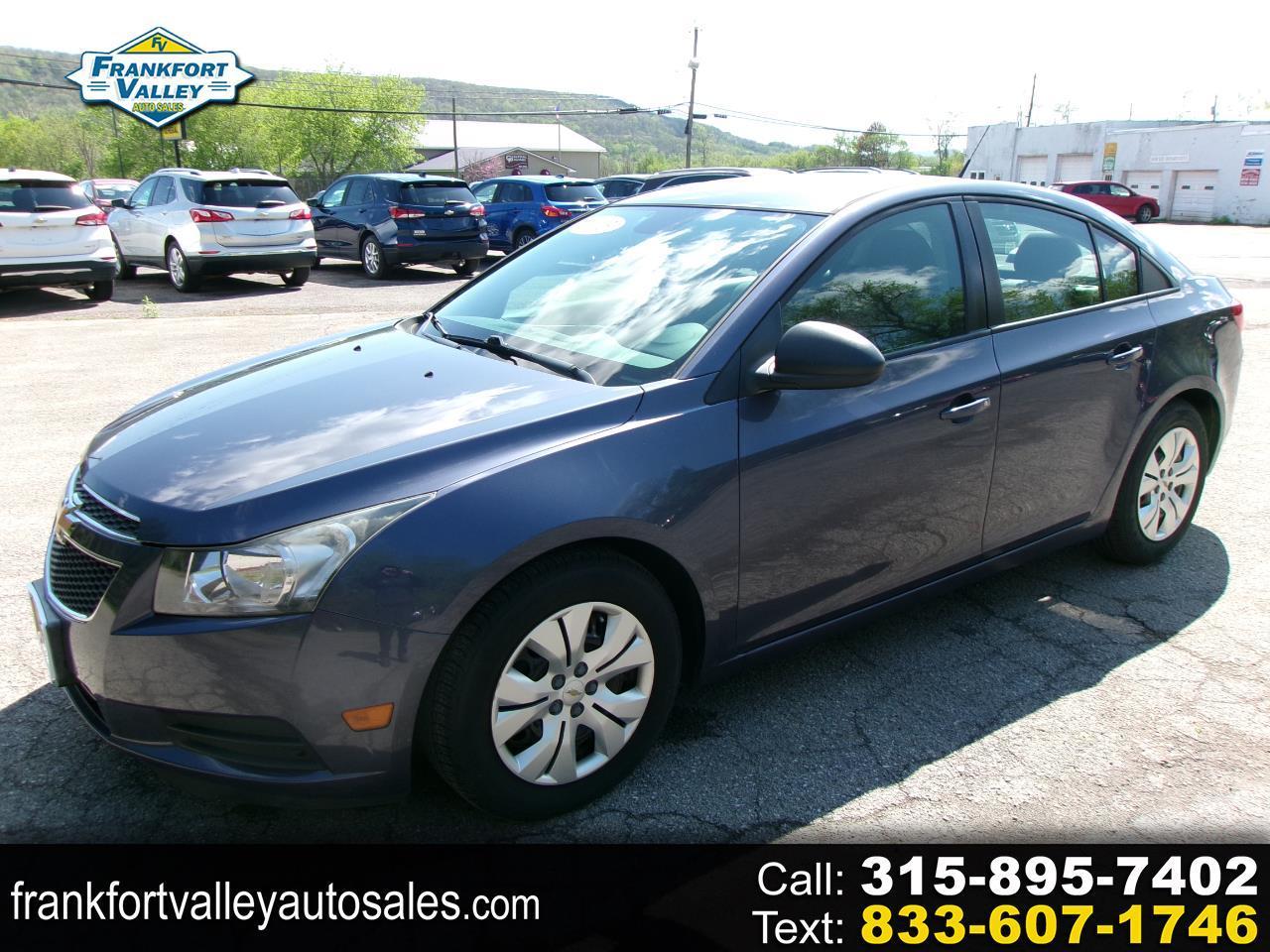 Chevrolet Cruze LS 4D Sedan 2013