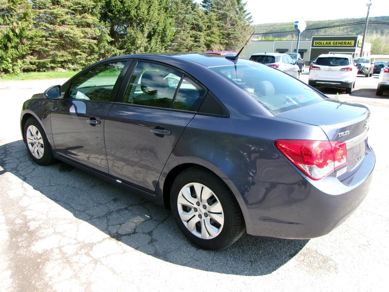 Chevrolet Cruze LS 4D Sedan 2013